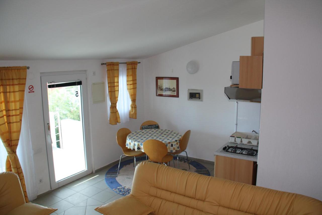 Vila Filipasic Apartamento Vir Exterior foto