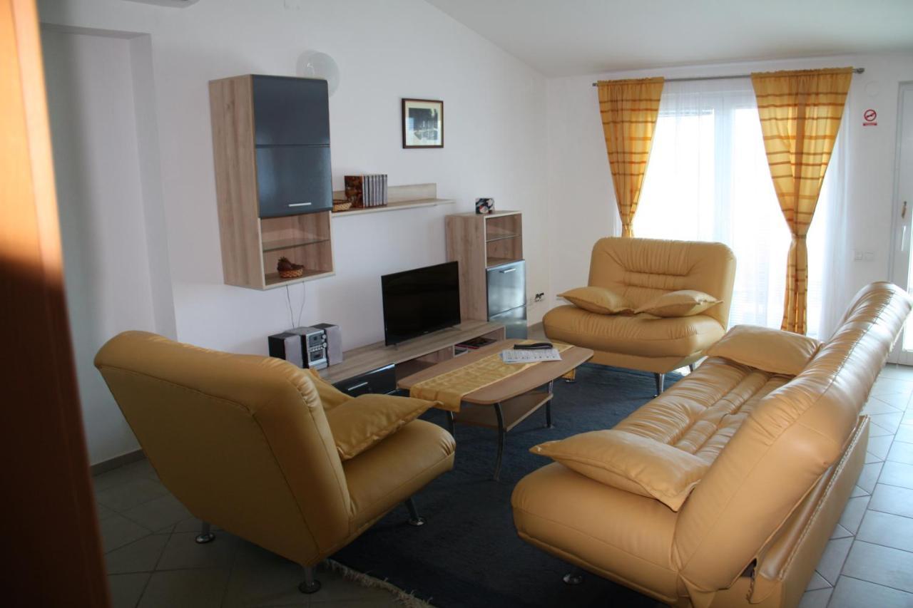 Vila Filipasic Apartamento Vir Exterior foto