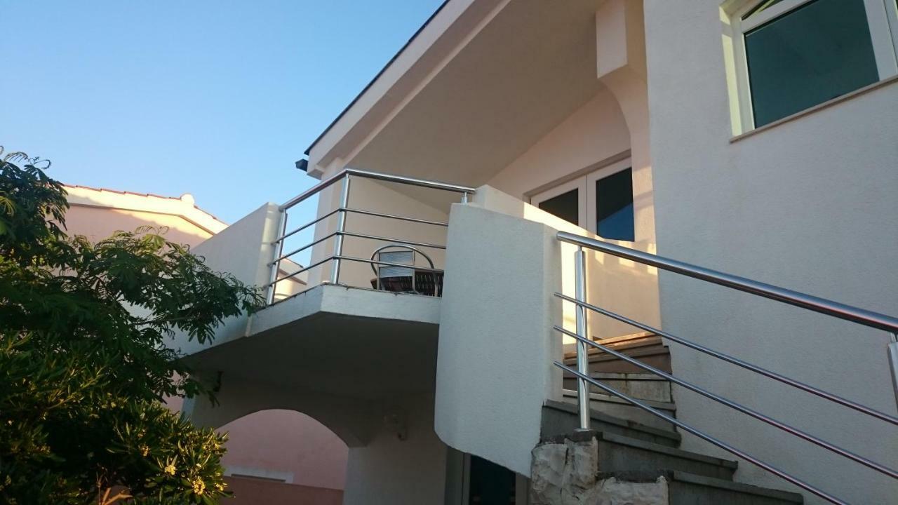 Vila Filipasic Apartamento Vir Exterior foto